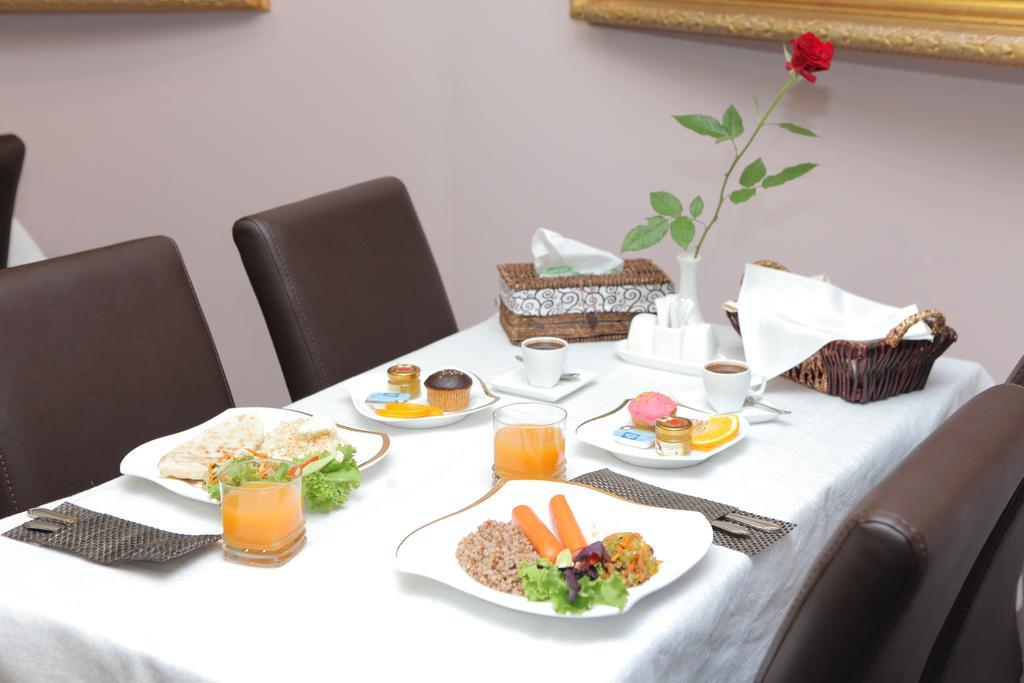 Daniel Boutique Hotel Yerevan Ngoại thất bức ảnh