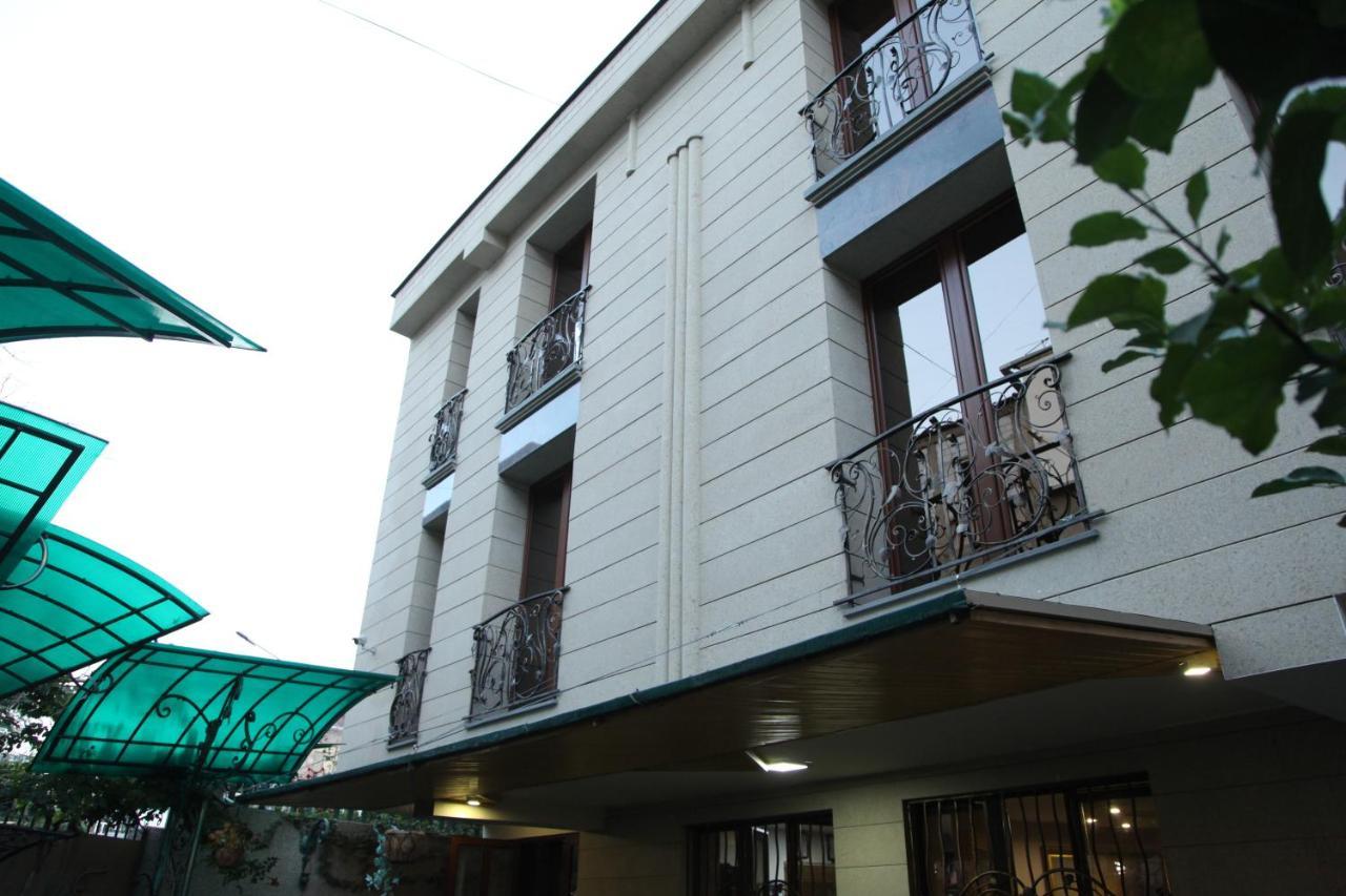 Daniel Boutique Hotel Yerevan Ngoại thất bức ảnh